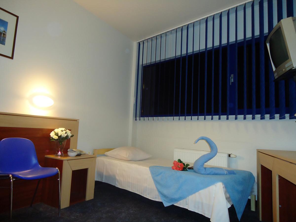 Tanagra Hotel Vilna Exterior foto